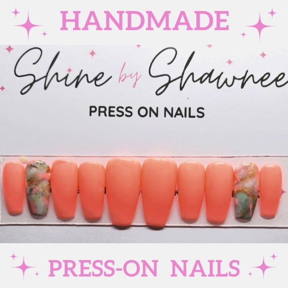 Handmade Luxury Press-On Nails | Sturdy & Reusable | PEACH BELLINI - Picture 1 of 8